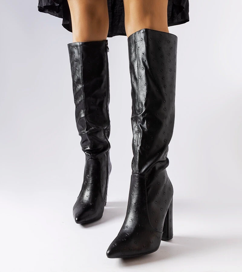 Fekete bokacsizma delfin mintával