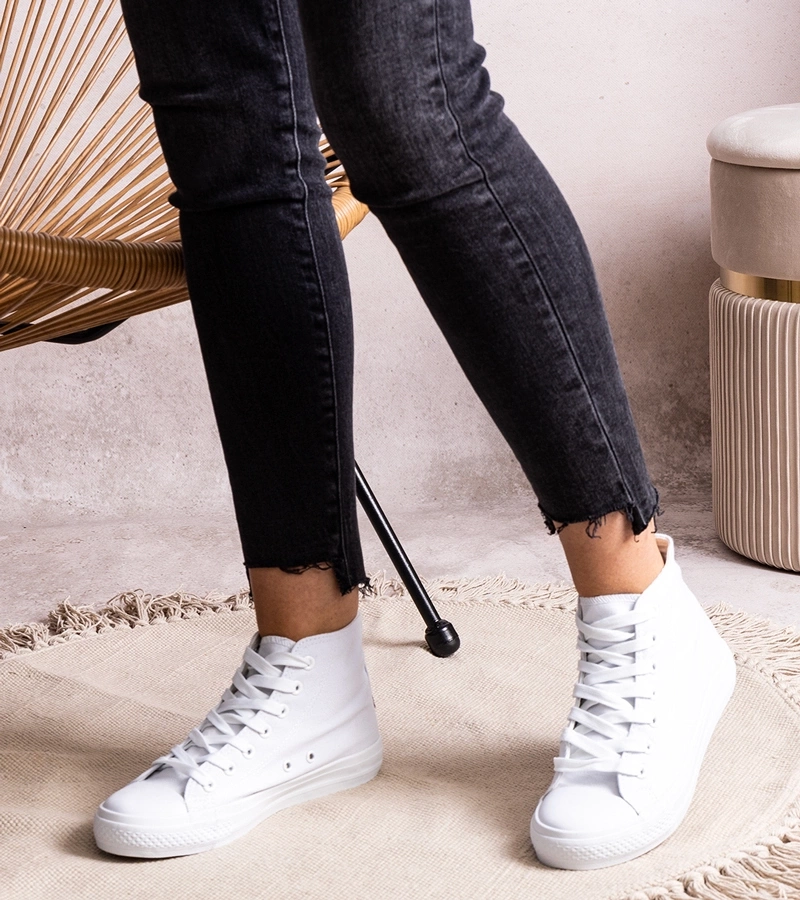 Rafife fehér magas tornacipők