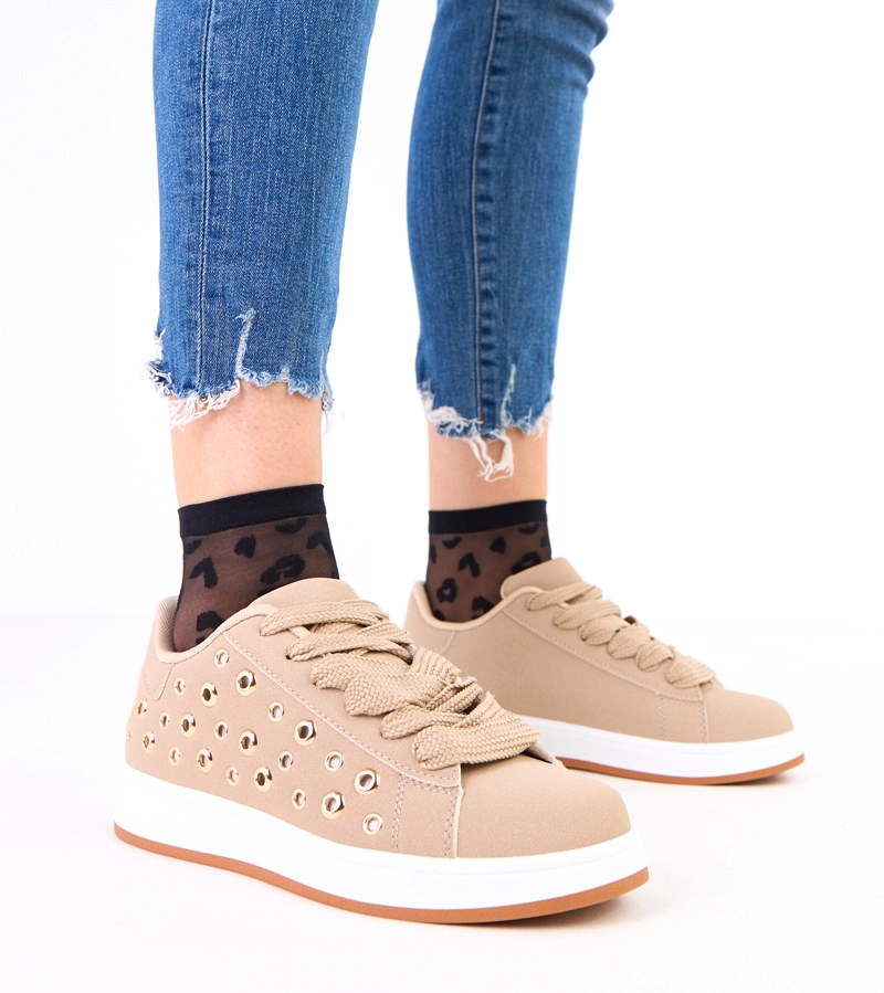 Adelis szegecses platform sportcipő