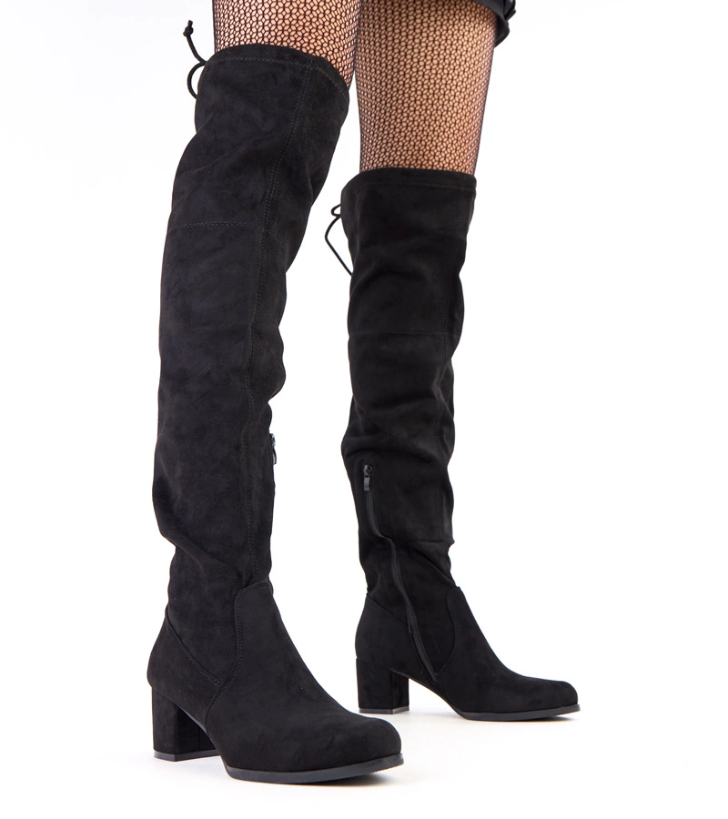 Fekete Melinos műbársony csizma sarokkal