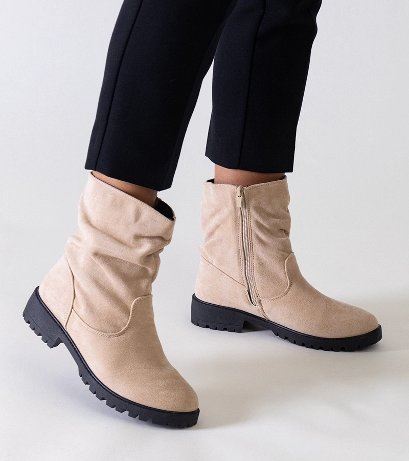 Beige ráncos bokacsizma eko-zsámból Hinda