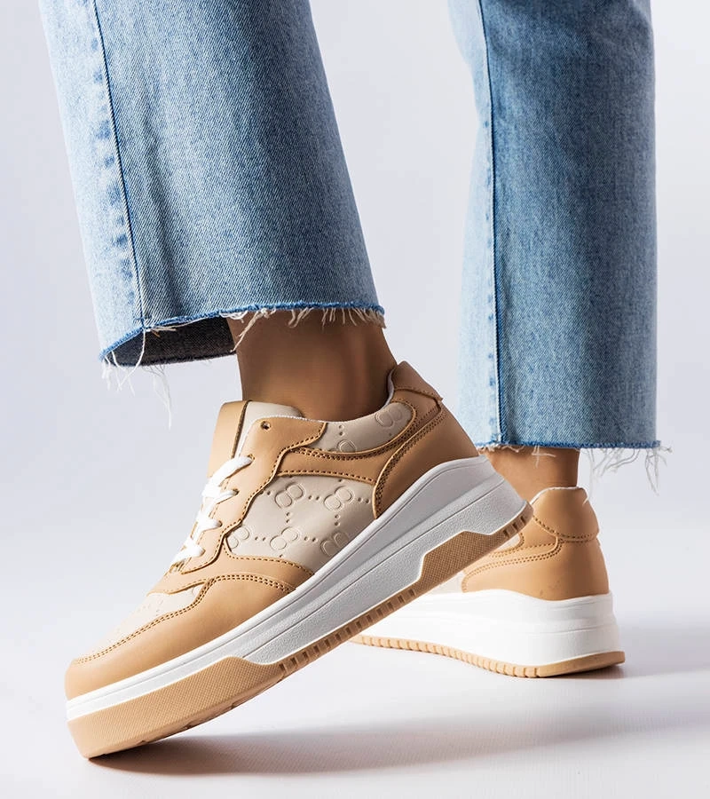 Barna díszített sneakers Paré