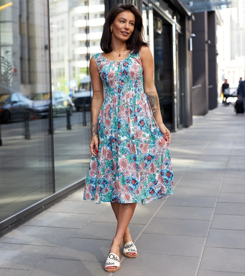 Kiera virágos fehér midi ruha