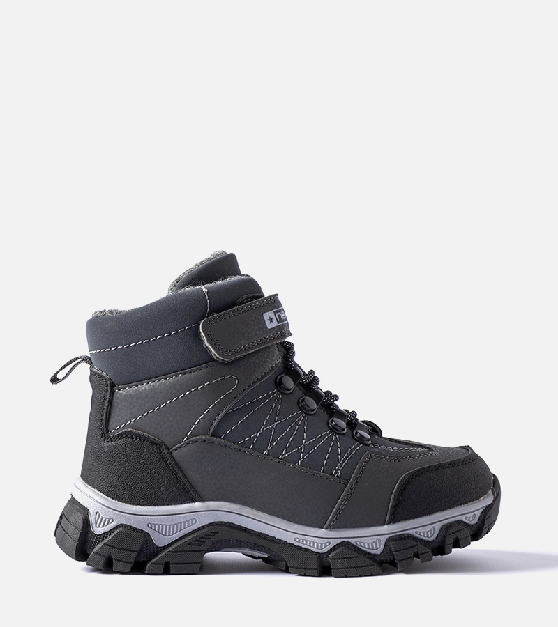 Szürke bélelt gyermek traperek Crispino