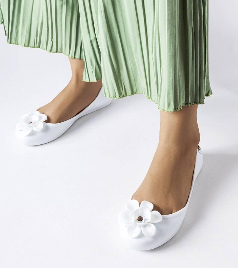 Fehér gumicipő virággal Zerbino