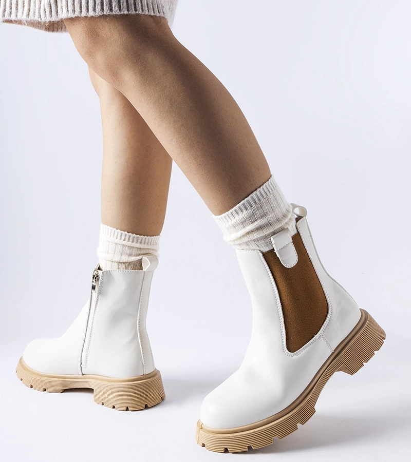 Fehér bokacsizma bézs talppal Giacinta