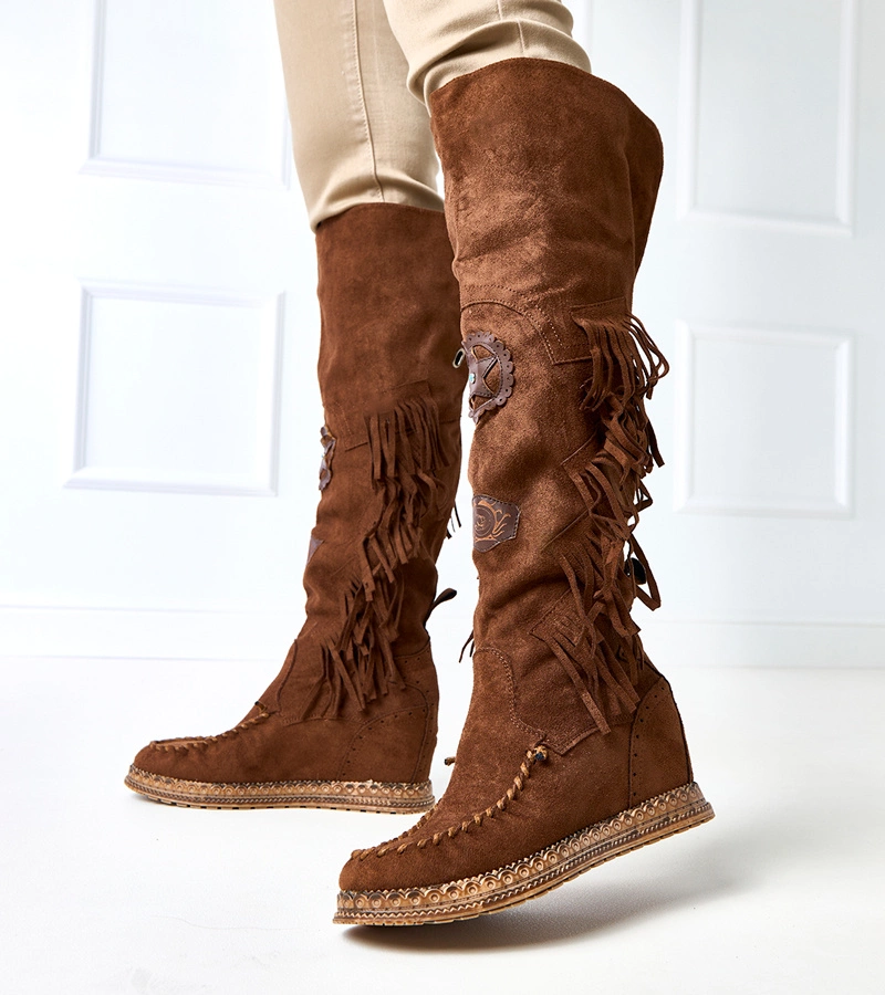 Cascia barna platformos csizma