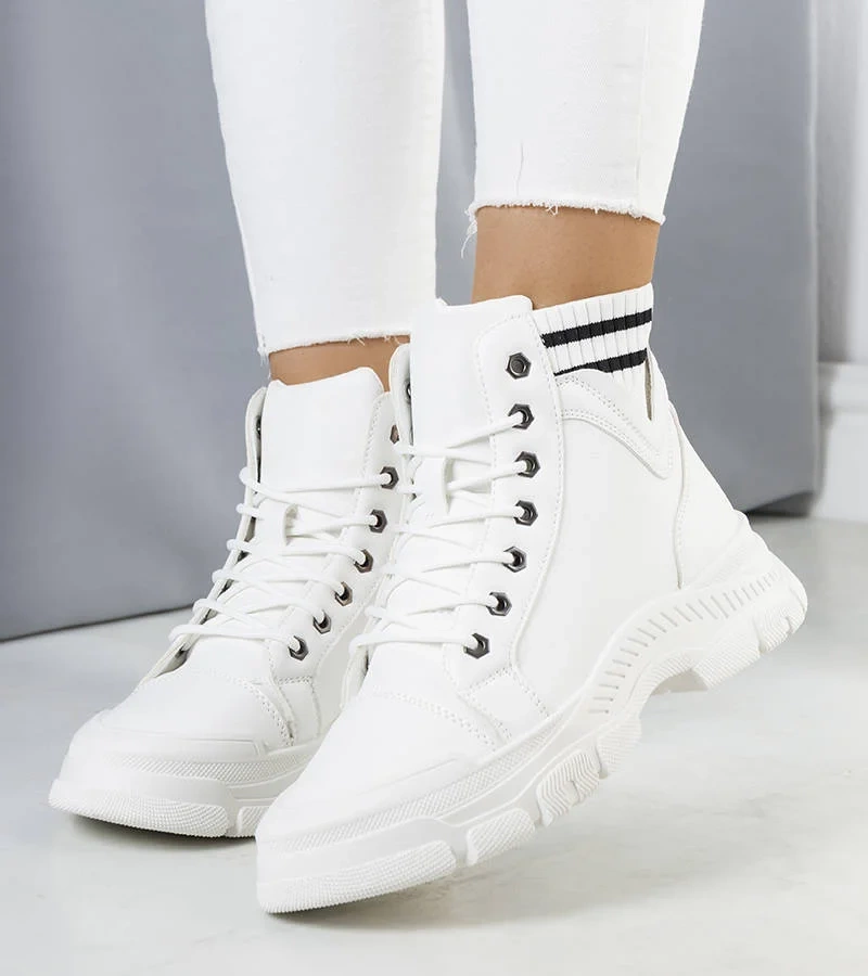 Fehér bélelt bokacsizma Innes