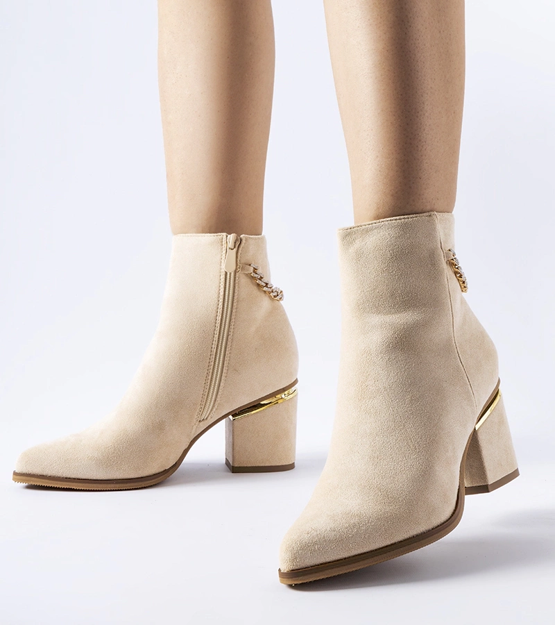 Hiney melegített bézs bokacsizma