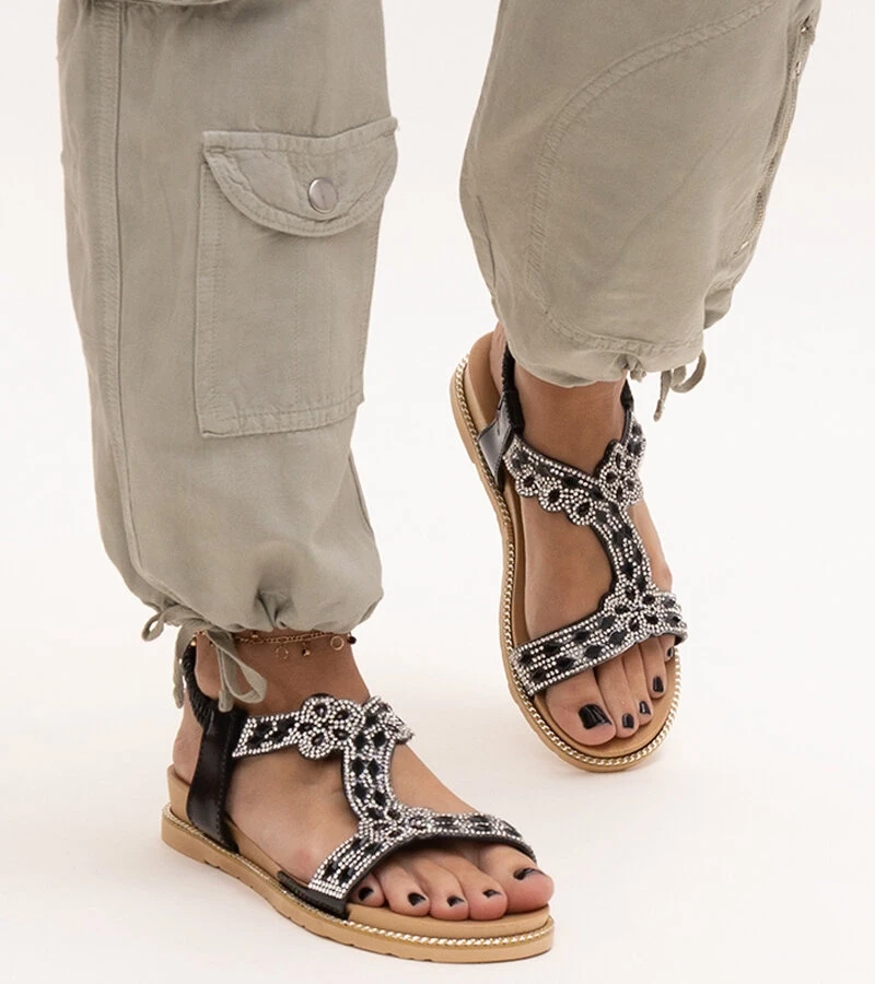 Fényes fekete Shahida szandálok