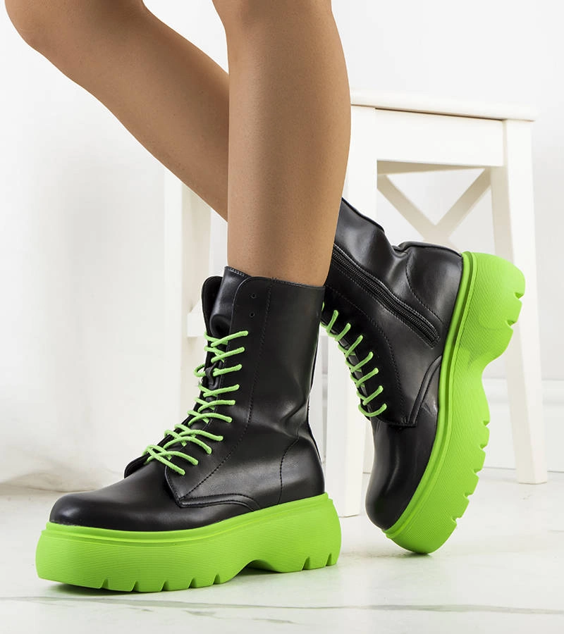 Fekete bokacsizma zöld talppal Huot