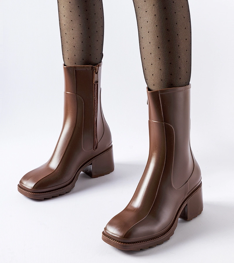 Barna cipzáras gumicsizma Maggiore talpon