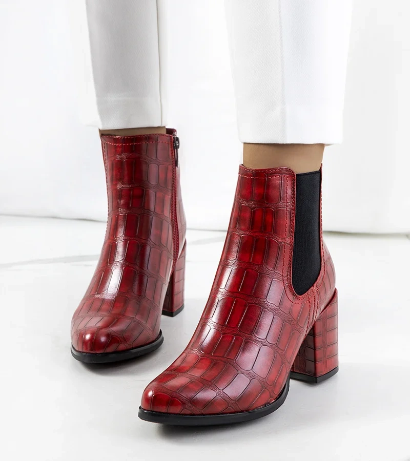 Piros Easthaven csizma