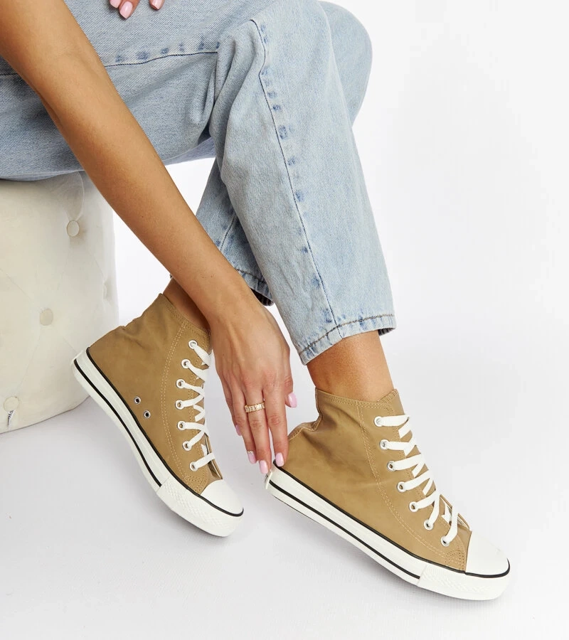 Barna magas Efren tornacipők