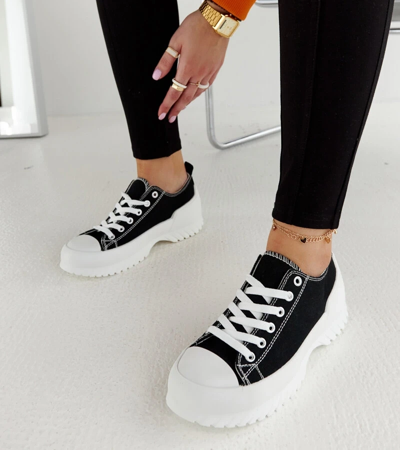 Fekete platform cipő Monteleone