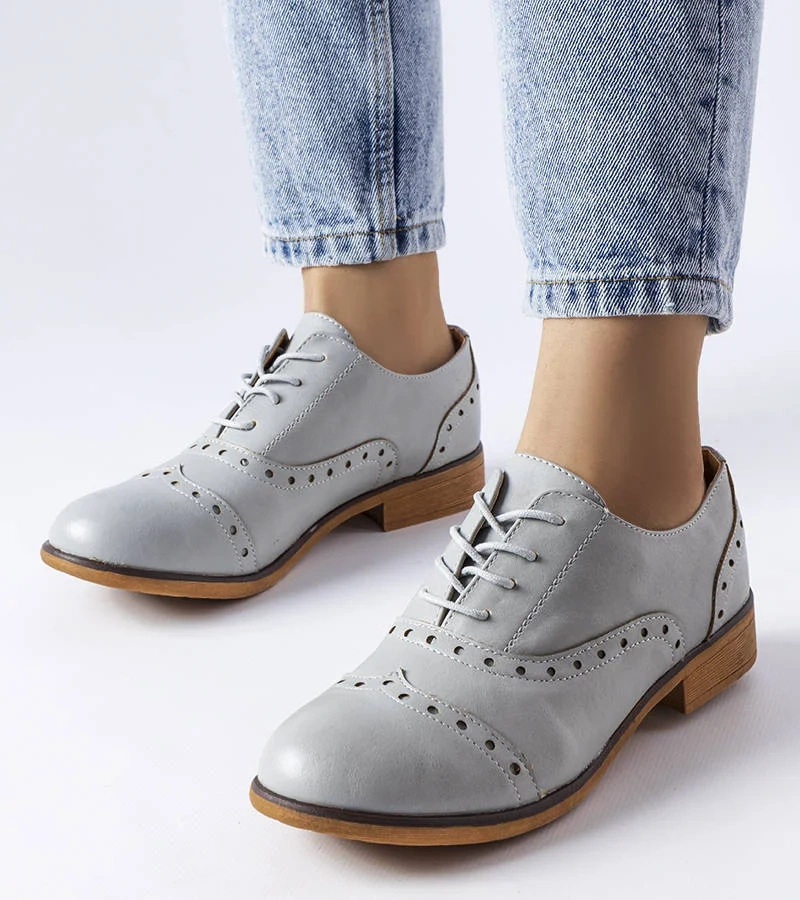 Szürke Oxford cipők Lizotte díszítéssel