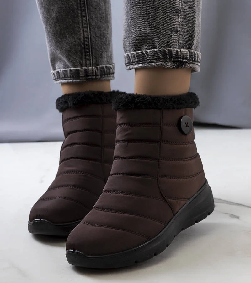 Barna steppelt hótaposó Reign