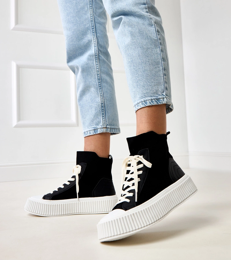 Fekete bebújós zoknicipős platformos tornacipő Perkins