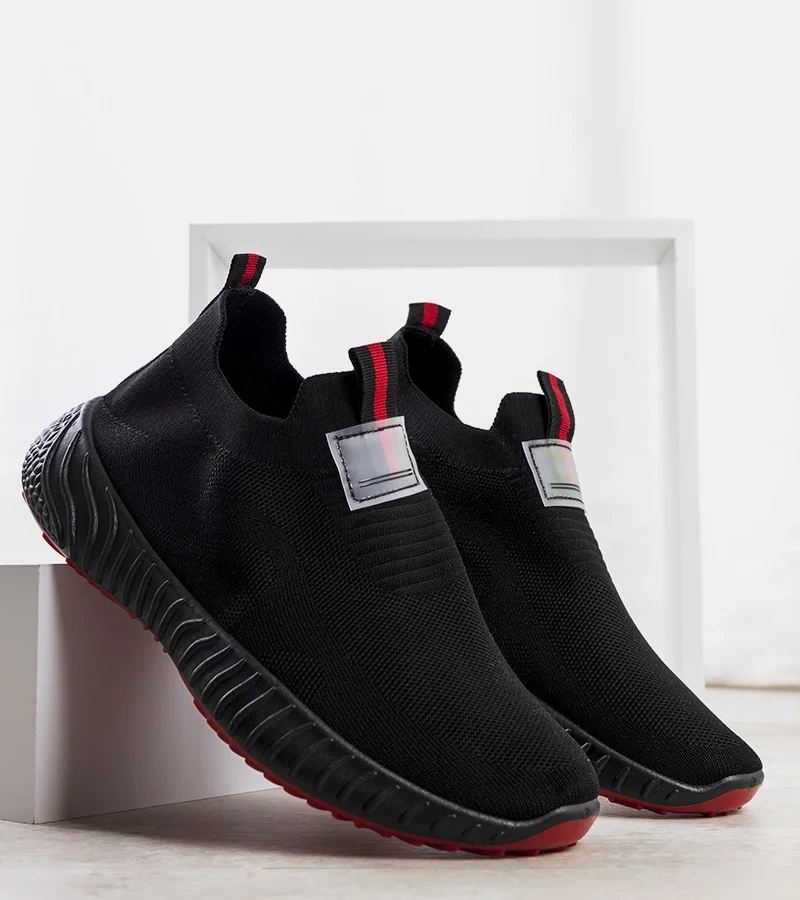 Fekete férfi zoknis cipő Welser