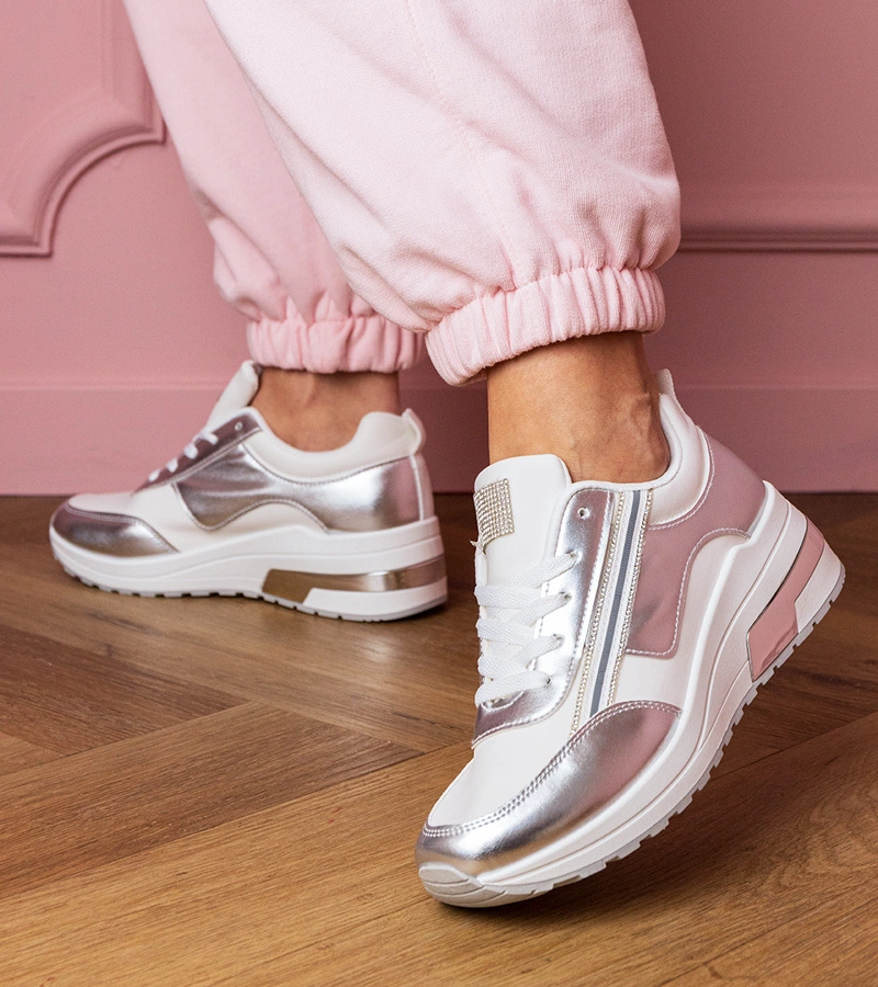 Fehér tornacipő cirkóniával és metál betéttel Garsi