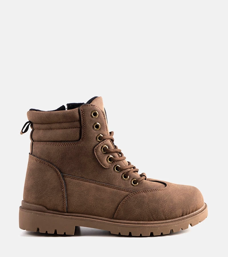 Barna bélelt trapérok Hadleigh