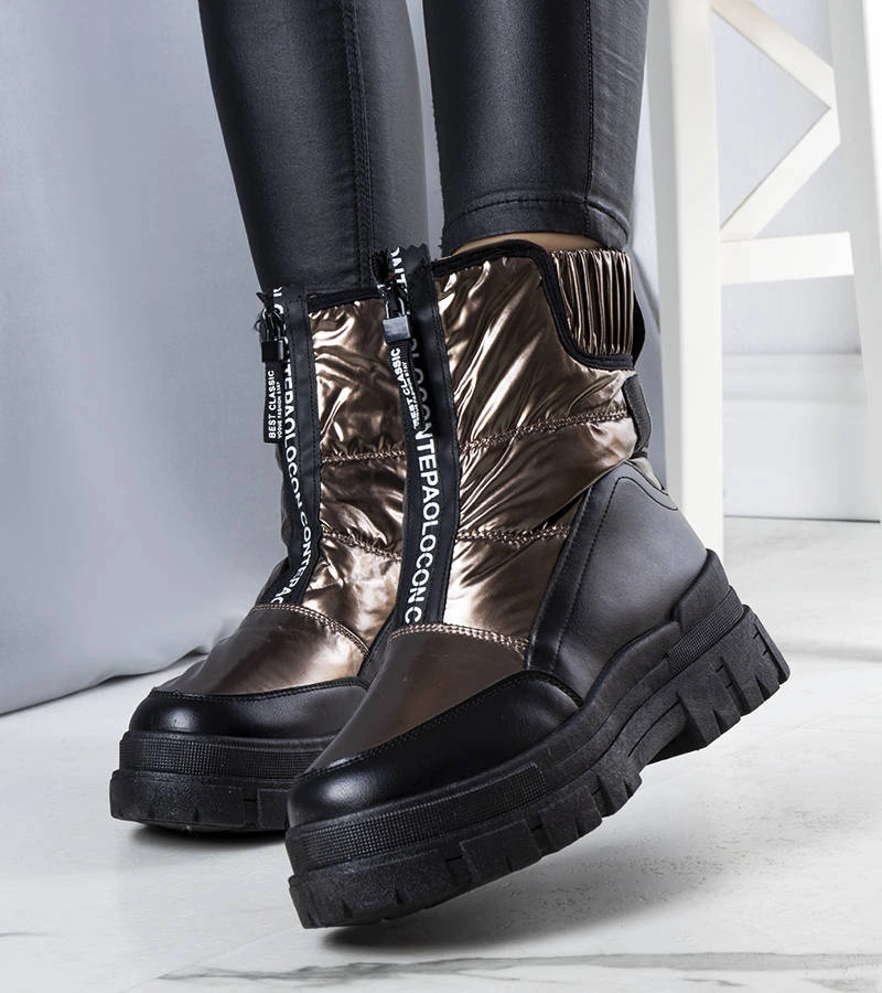 Arany steppelt Giovanni hótaposók