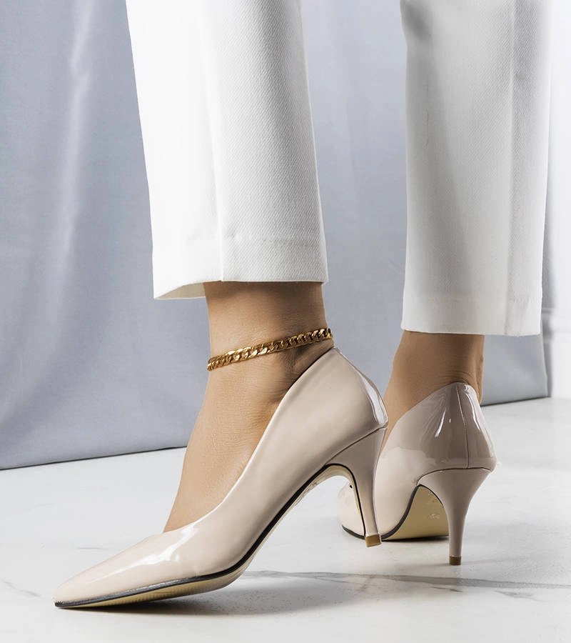 Hadlee bézs lakkozott tűsarkúk