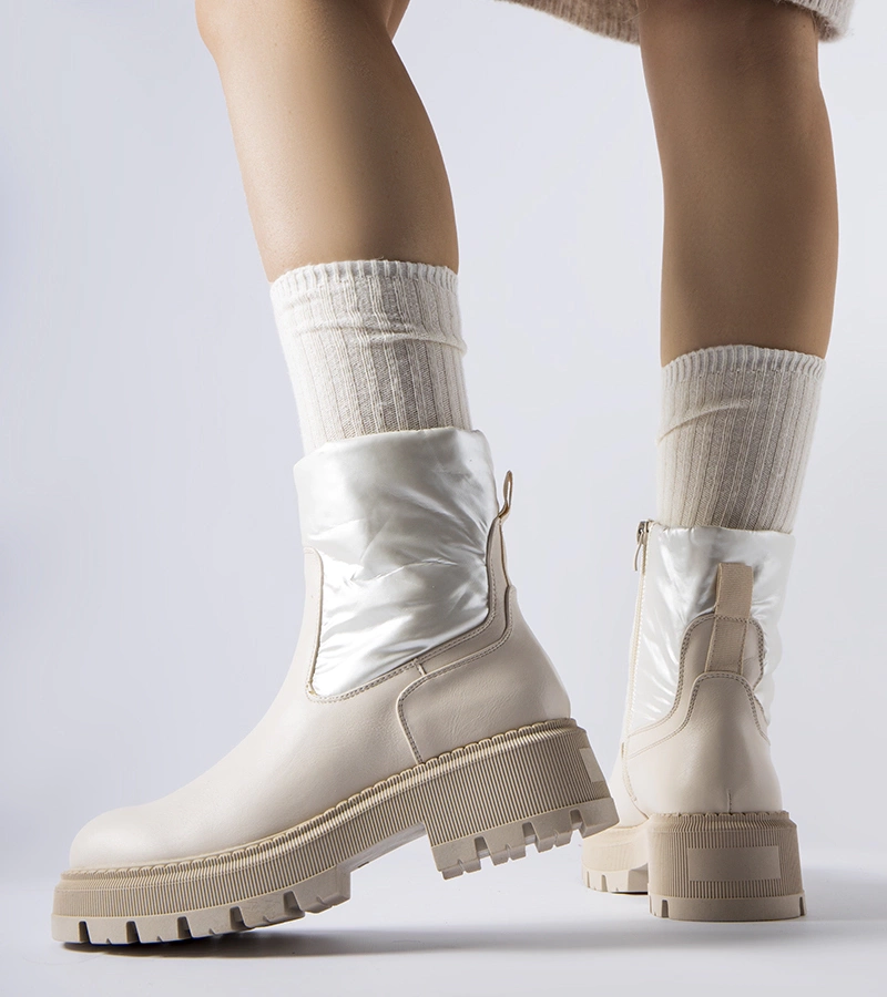 Garrett díszes szárú bézs bokacsizma