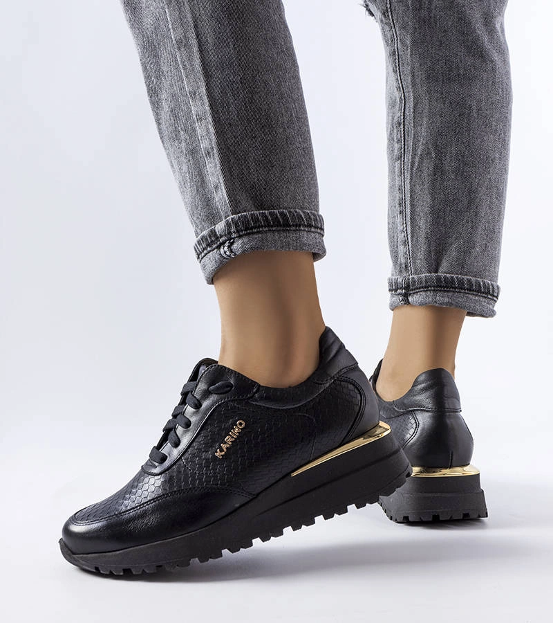 Fekete bőr sneaker Karino