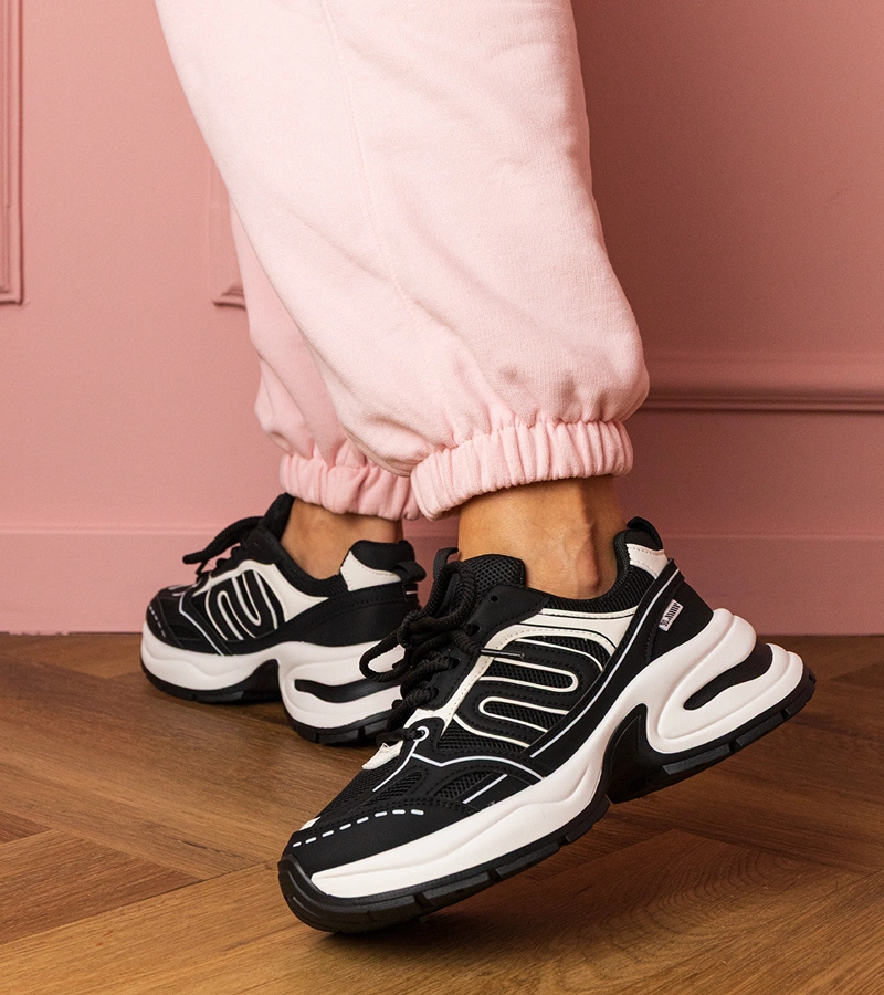 Fekete női sport tornacipő Torens