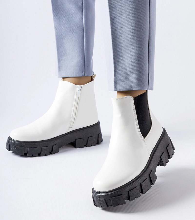 Petronio fekete-fehér masszív bokacsizma