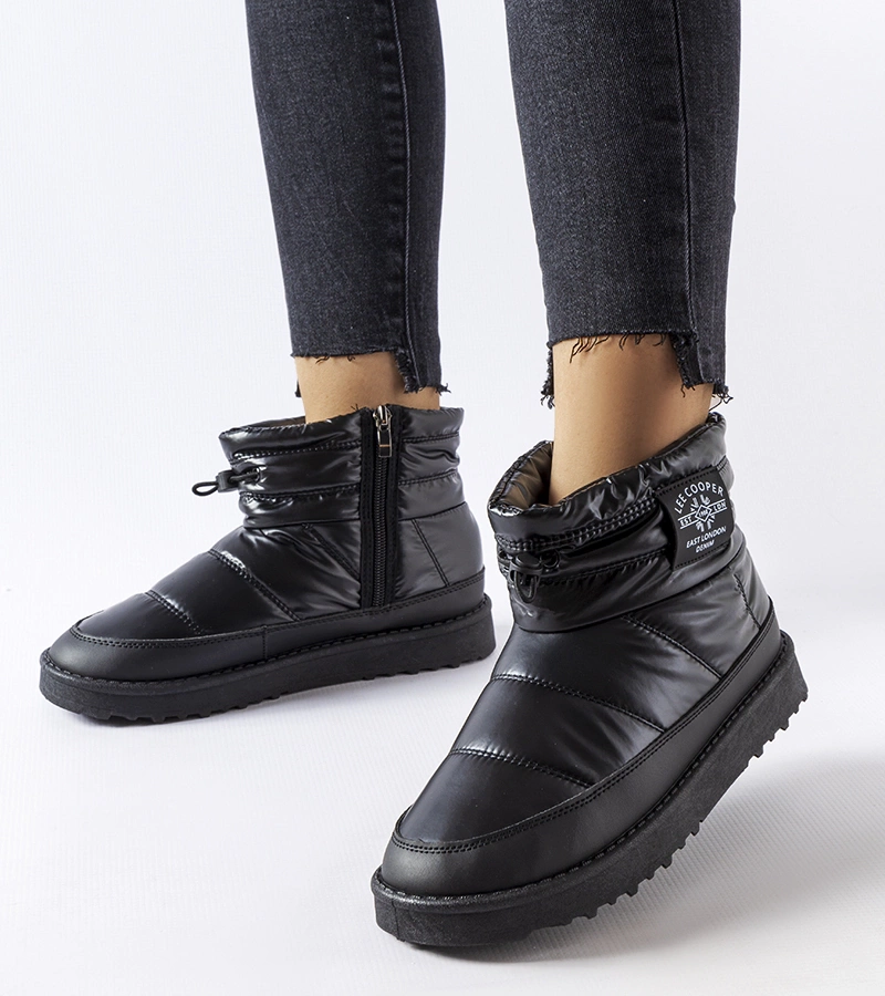 Fekete hótaposó Lee Cooper LCJ-23-44-1967L