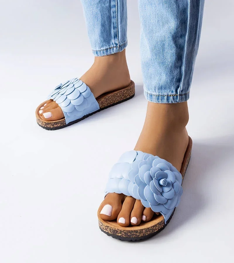 Kék papucs virágos Desaulniers