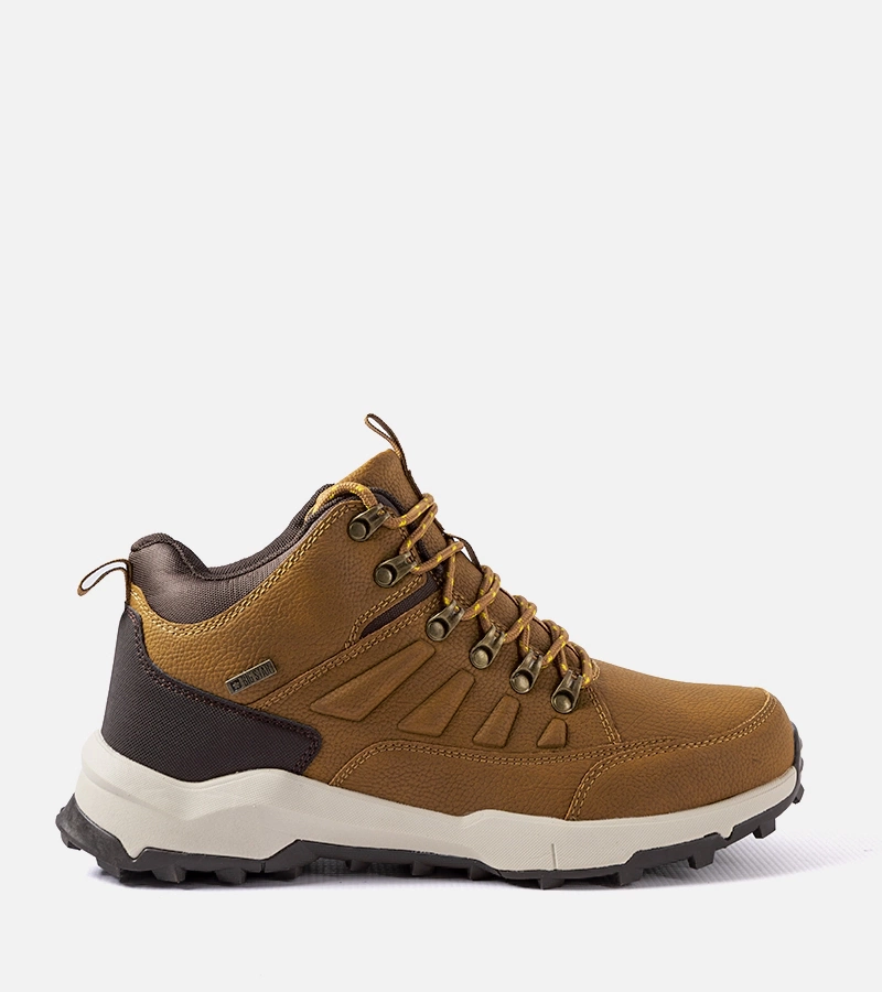 Barna bélelt trapézcsizma Big Star MM174158 802