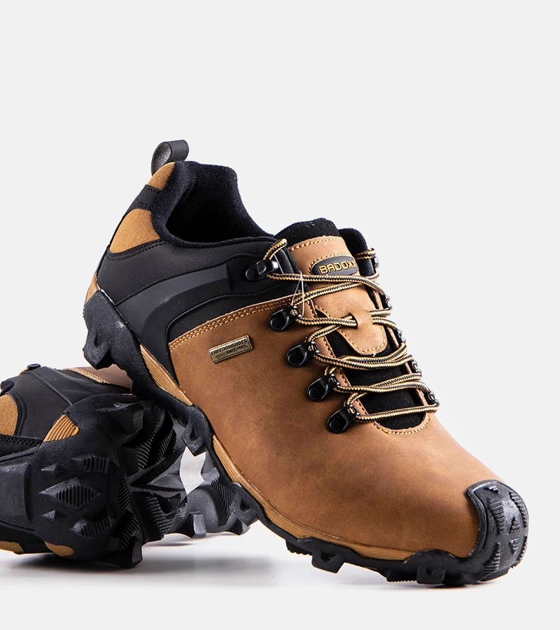 Barna bélelt trapérok Bamroks