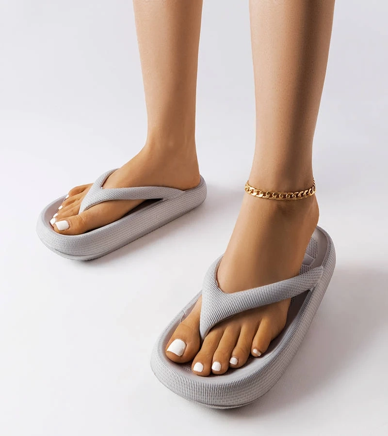 Szürke masszív japán papucs Modesto