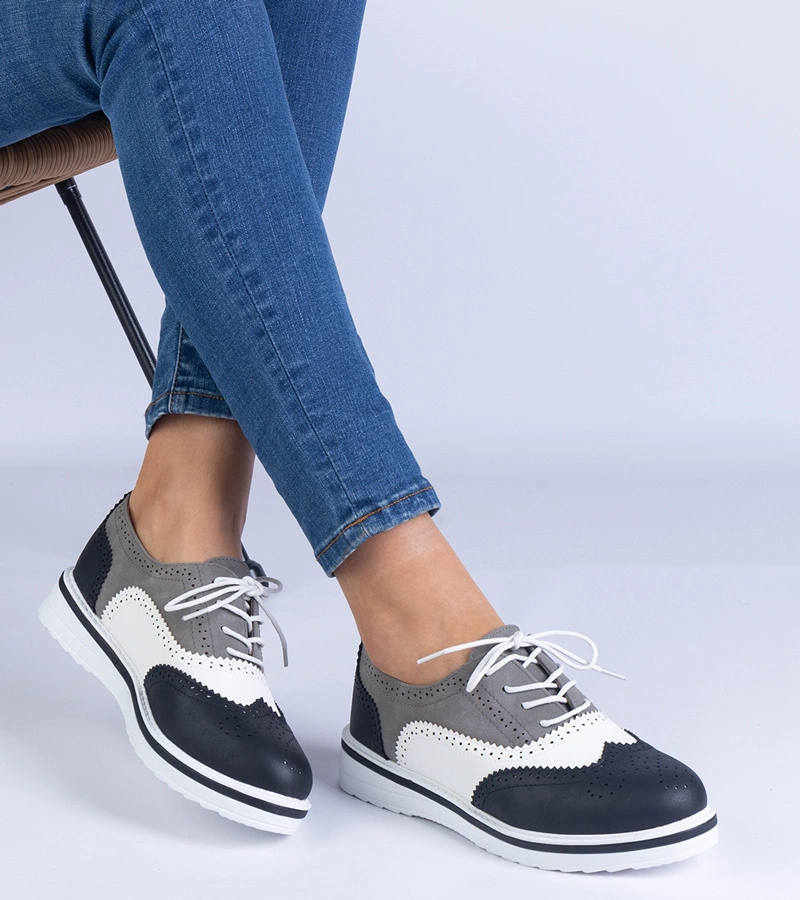 Fekete klasszikus Toddi oxford cipő