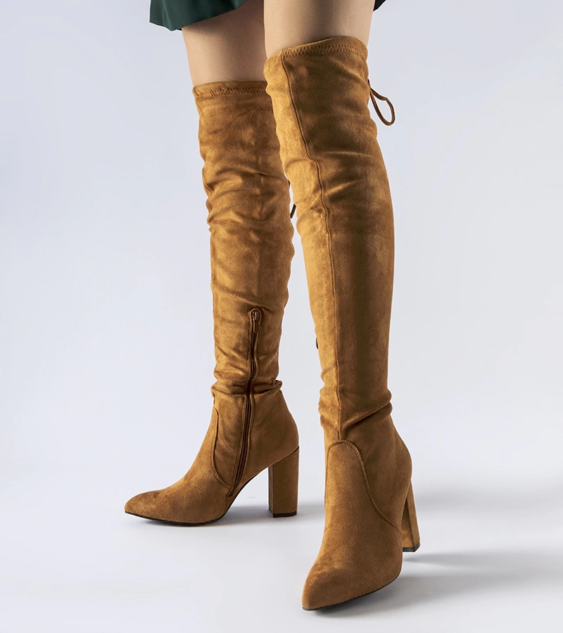 Barna bélelt csizmák Spencer cipőtalppal