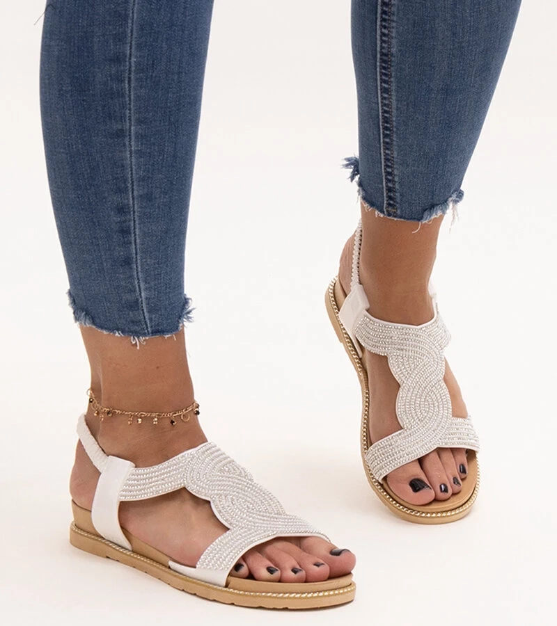 Gairsa cirkóniával díszített fehér szandálok