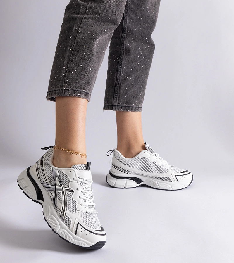 Fekete női sportos tornacipő Ondina