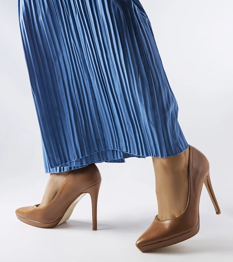 Barna klasszikus Kristin tűsarkúk