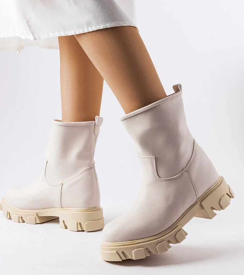 Wuori bézs bokacsizma