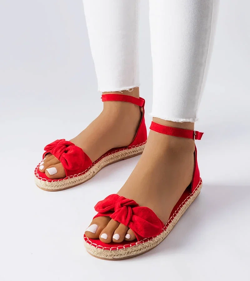 Piros szalma cipő masnival Faure