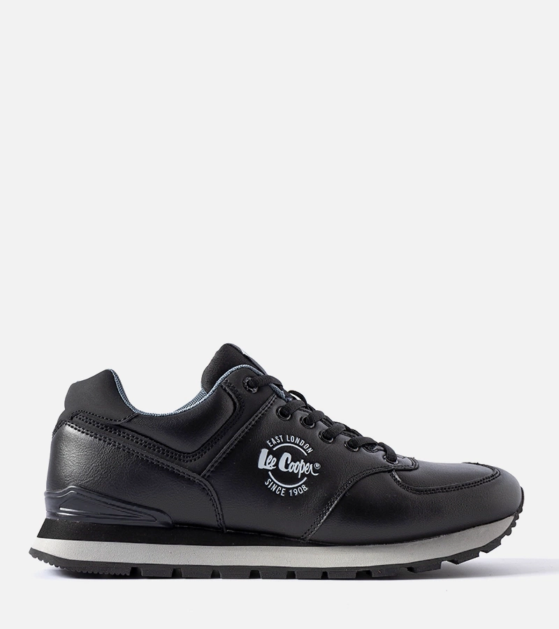 Fekete férfi cipő Lee Cooper LCJ-23-31-3073M