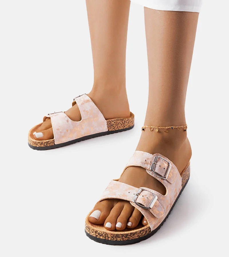 Rózsaszín gumi papucsok Arnaude csattal