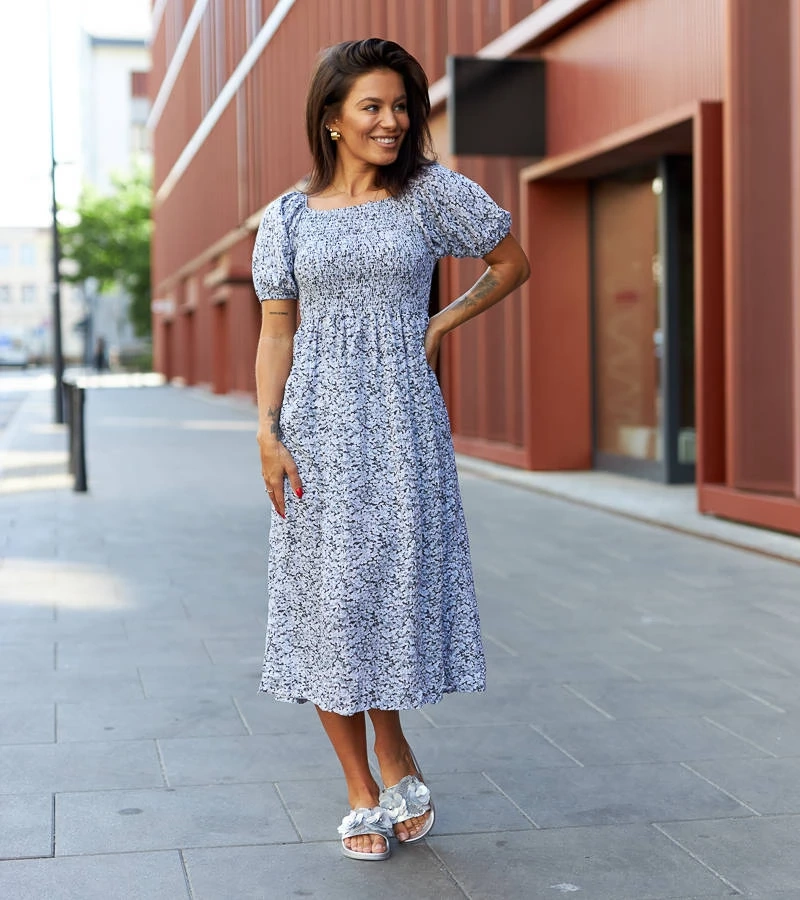 Fekete midi virágos ruha Samatzai