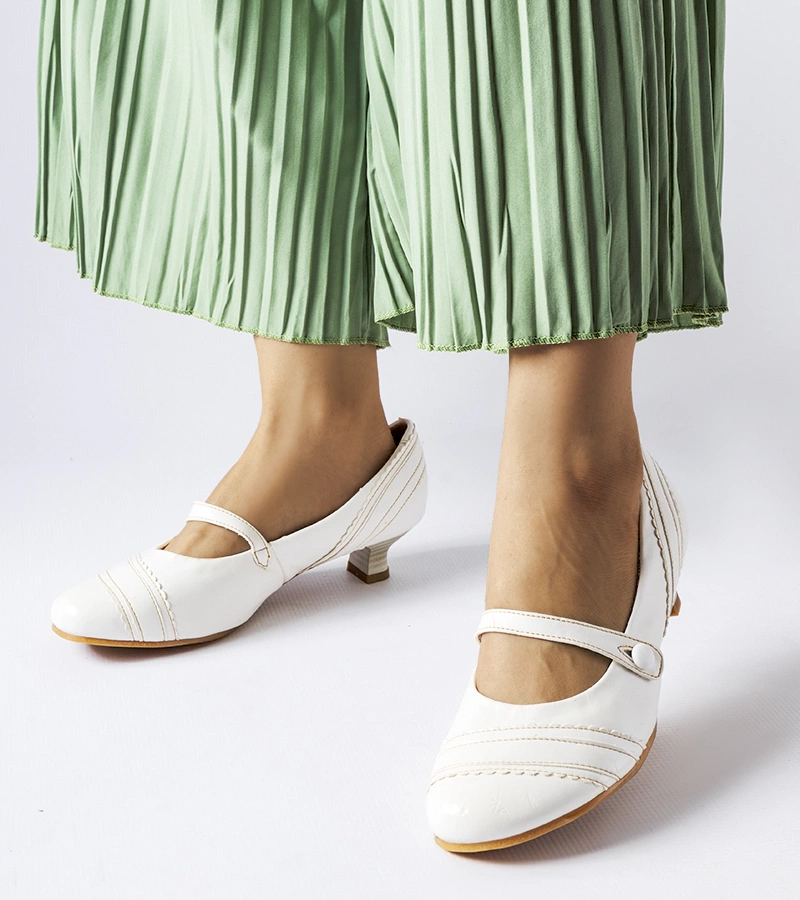 Fehér alacsony sarkú Sant'Antonio cipők