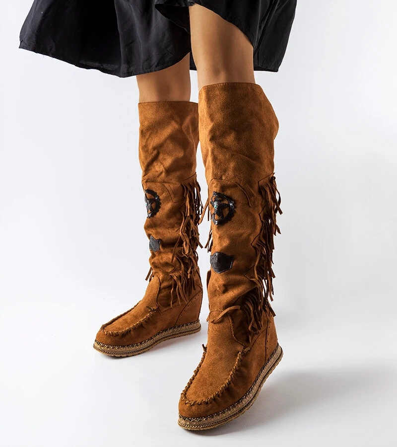 Cascia barna platformos csizma