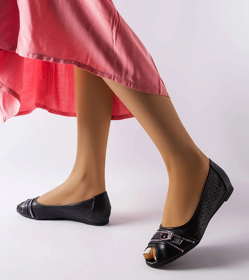 Fekete cirkóniával díszített csipkés balerina Creek