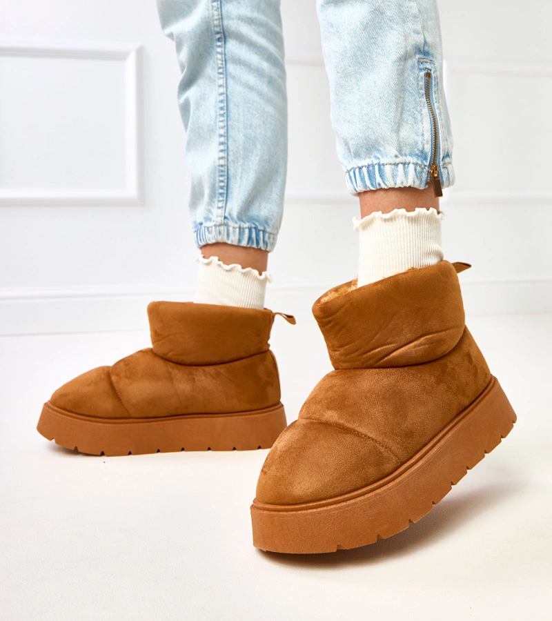 Barna, bélelt platformos hótaposó Ribeiro